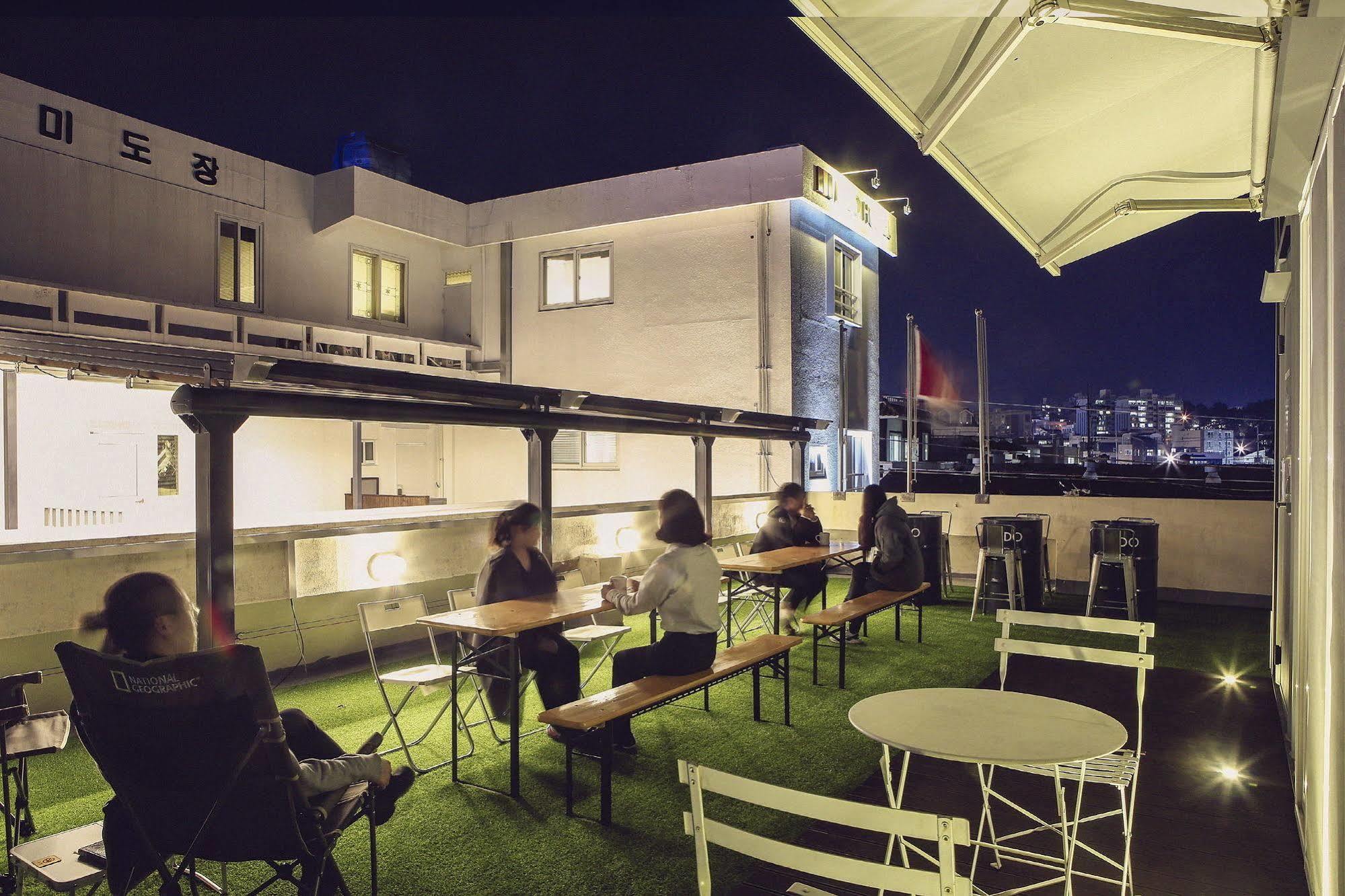 Mido Hostel مدينة سيوجويبو المظهر الخارجي الصورة